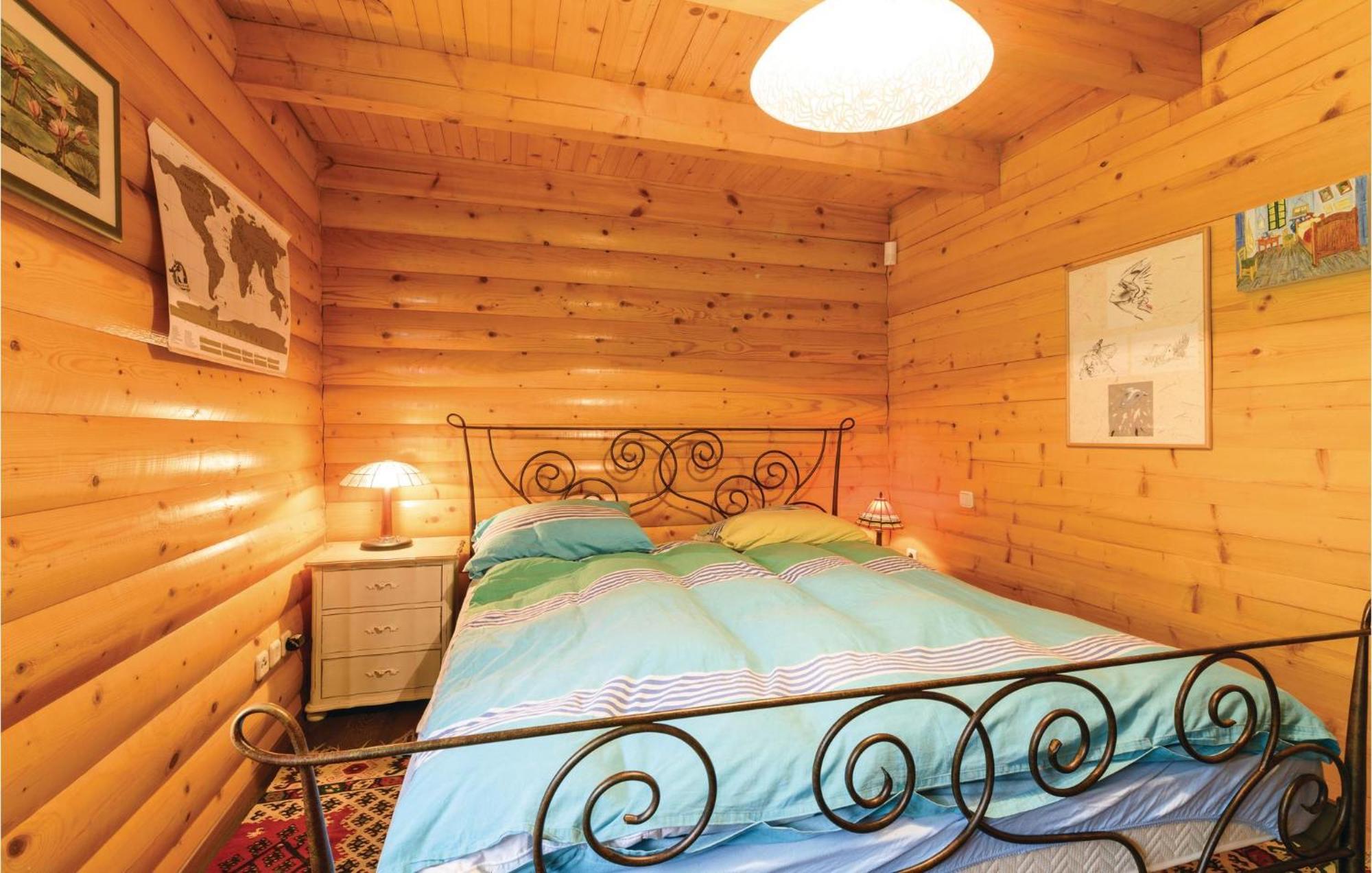 Stunning Home In Krasic With Sauna Ngoại thất bức ảnh