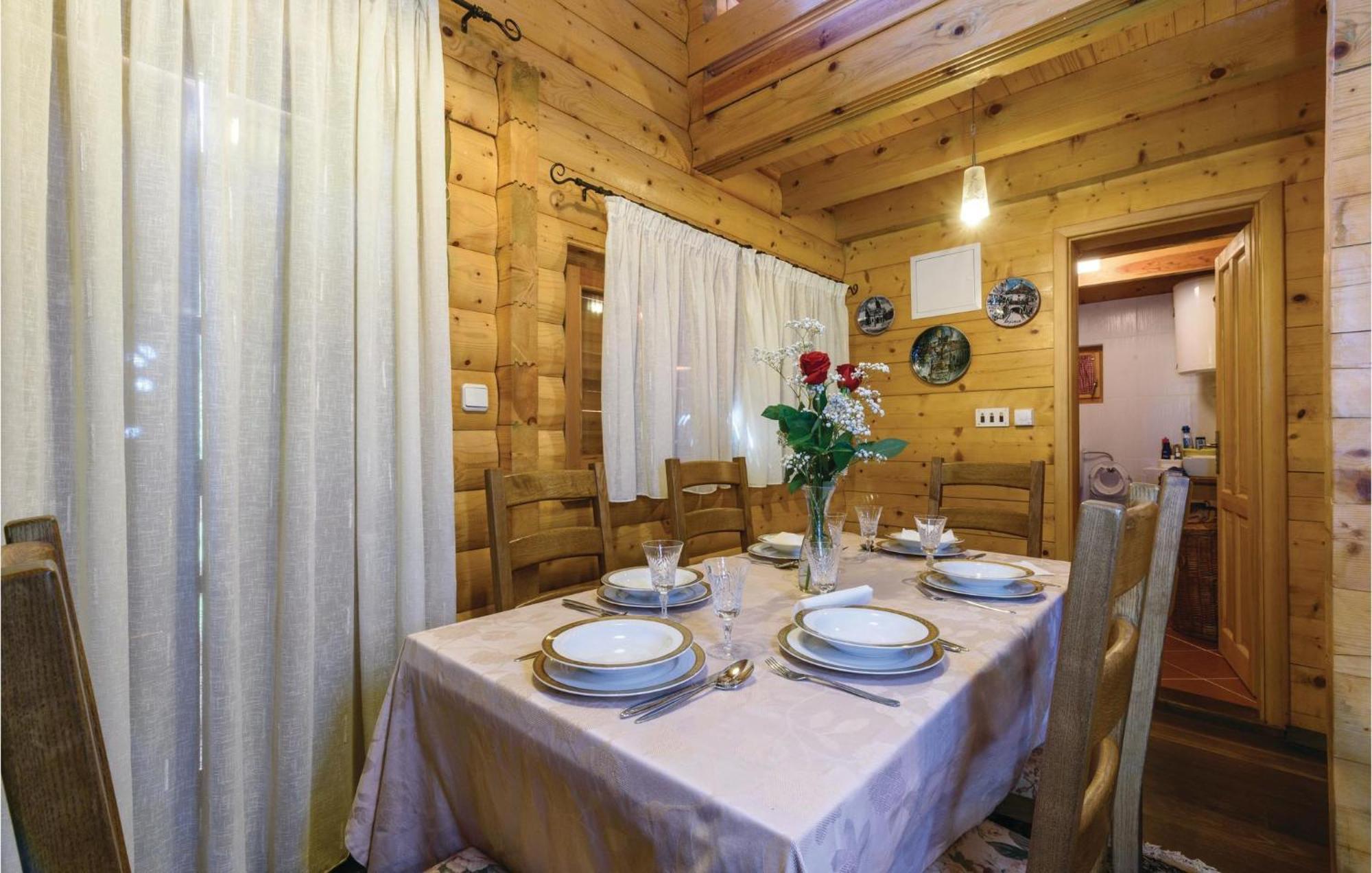Stunning Home In Krasic With Sauna Ngoại thất bức ảnh